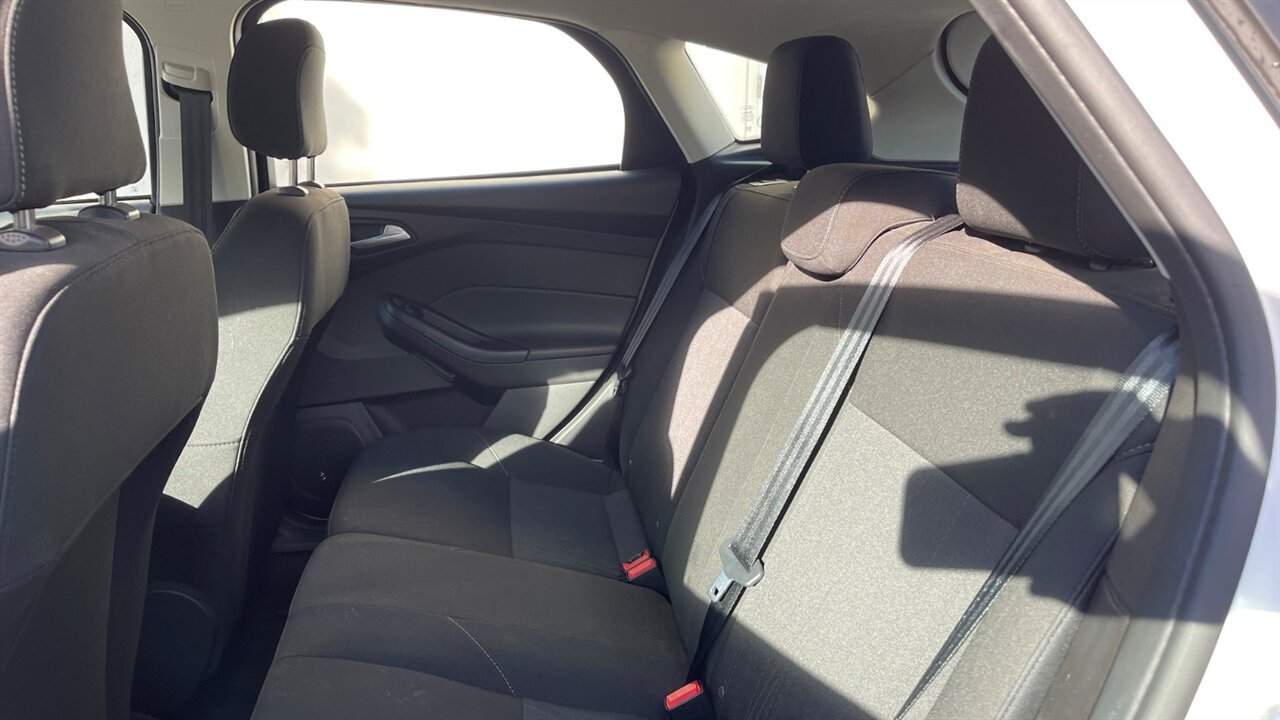Used 2018 Ford Focus SEL FWD image 14