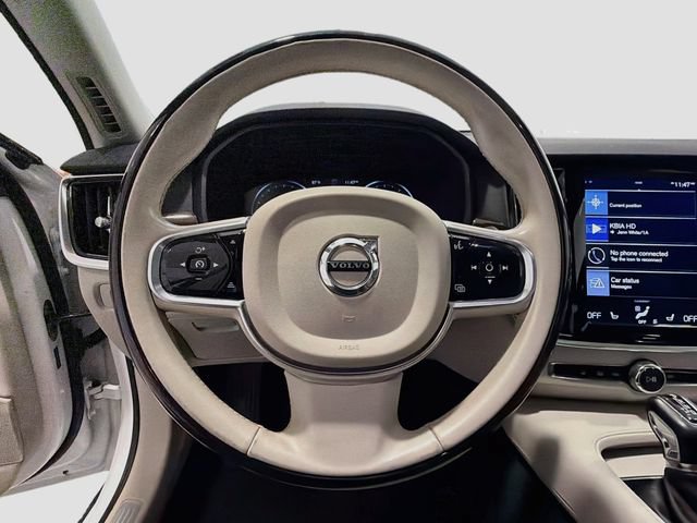 Used 2017 Volvo S90 T6 Momentum w/ Vision Package AWD/4WD image 9