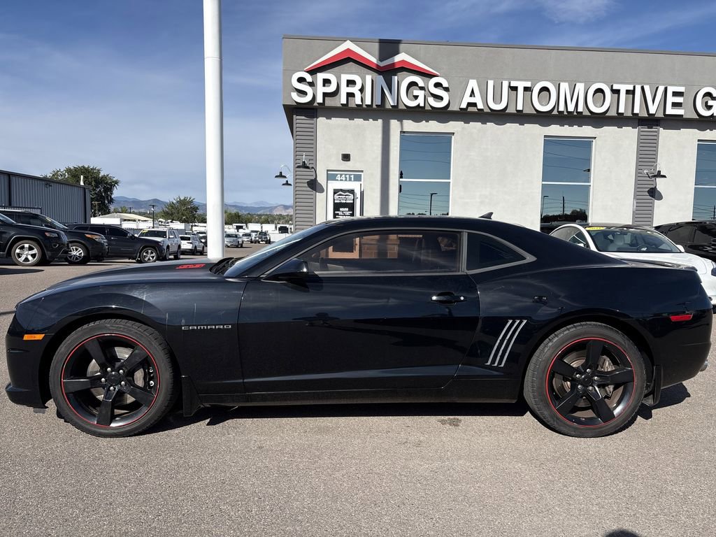 Used 2010 Chevrolet Camaro SS w/ RS Package image 2