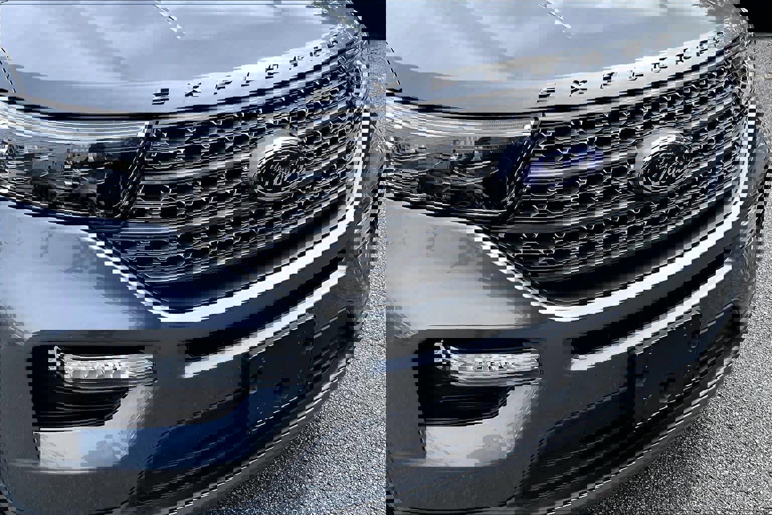 Used 2022 Ford Explorer XLT w/ Equipment Group 202A AWD/4WD image 29