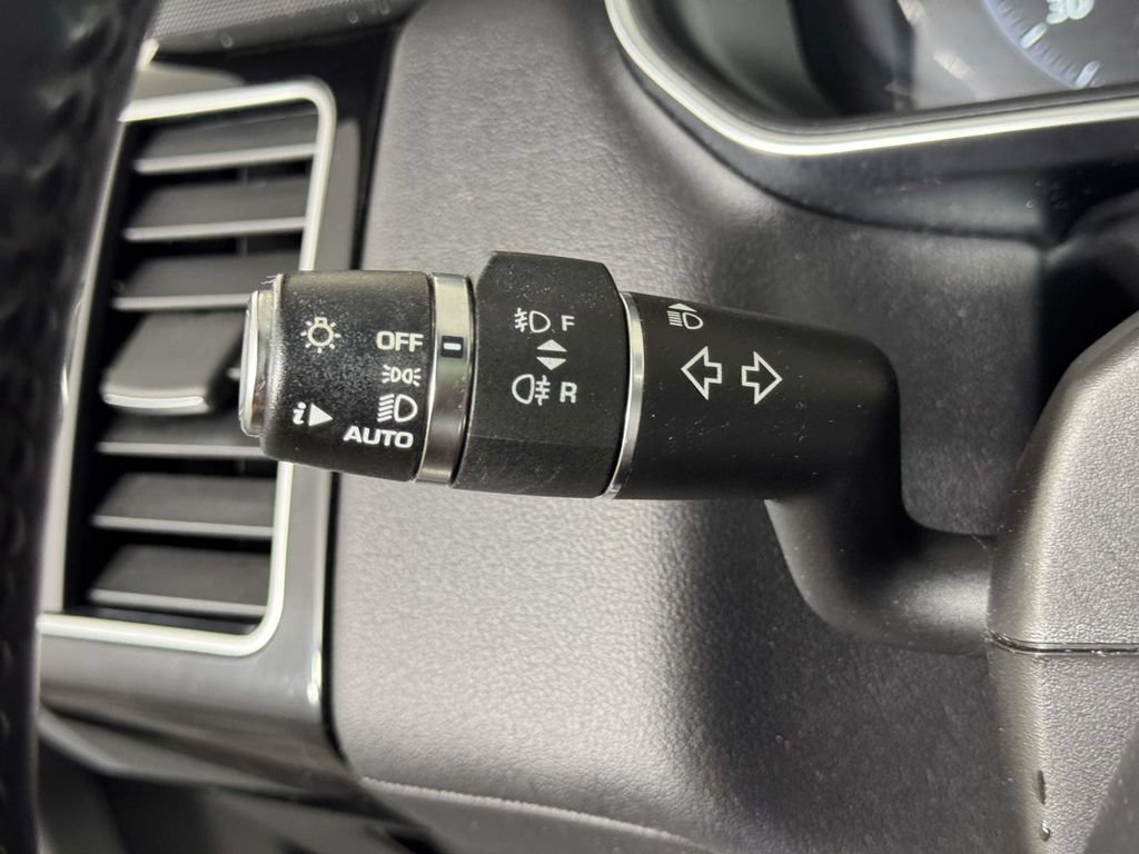 Used 2017 Land Rover Range Rover Sport HSE AWD/4WD image 21