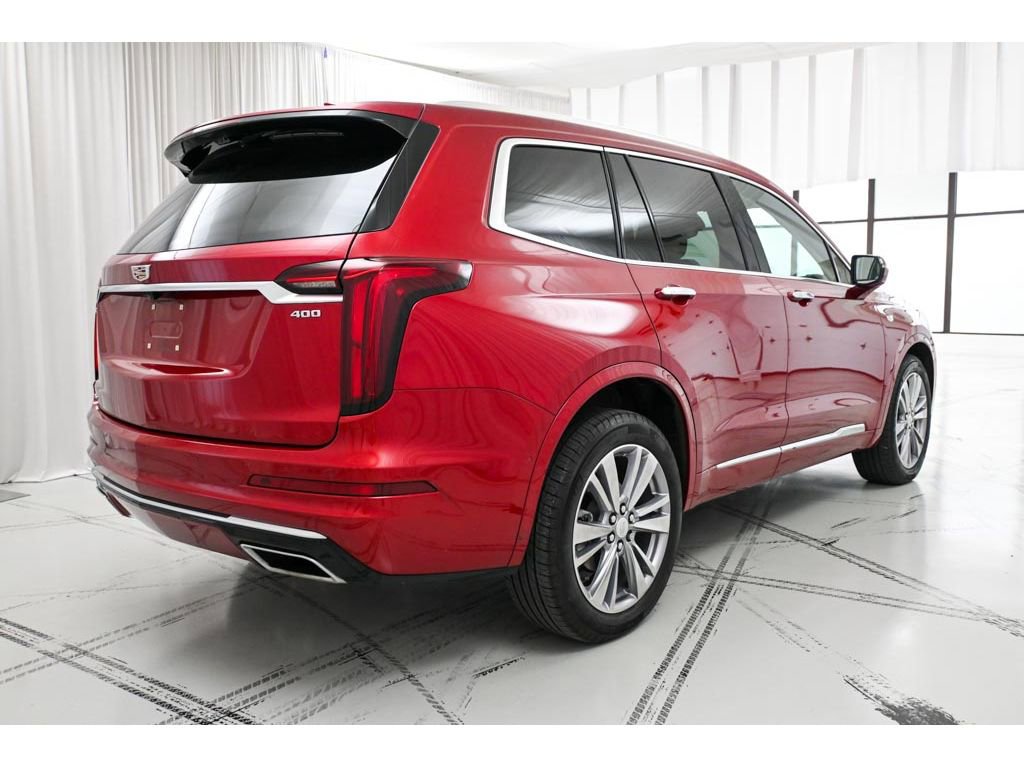 Used 2024 Cadillac XT6 Premium Luxury w/ Technology Package AWD/4WD image 7