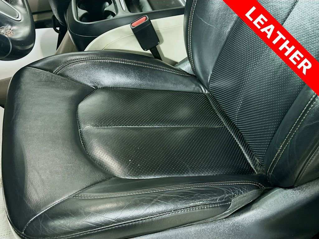 Used 2018 Chrysler Pacifica Touring-L image 19