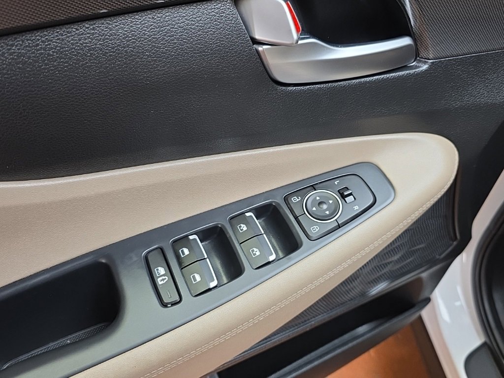 Used 2023 Hyundai Santa Fe Blue image 26