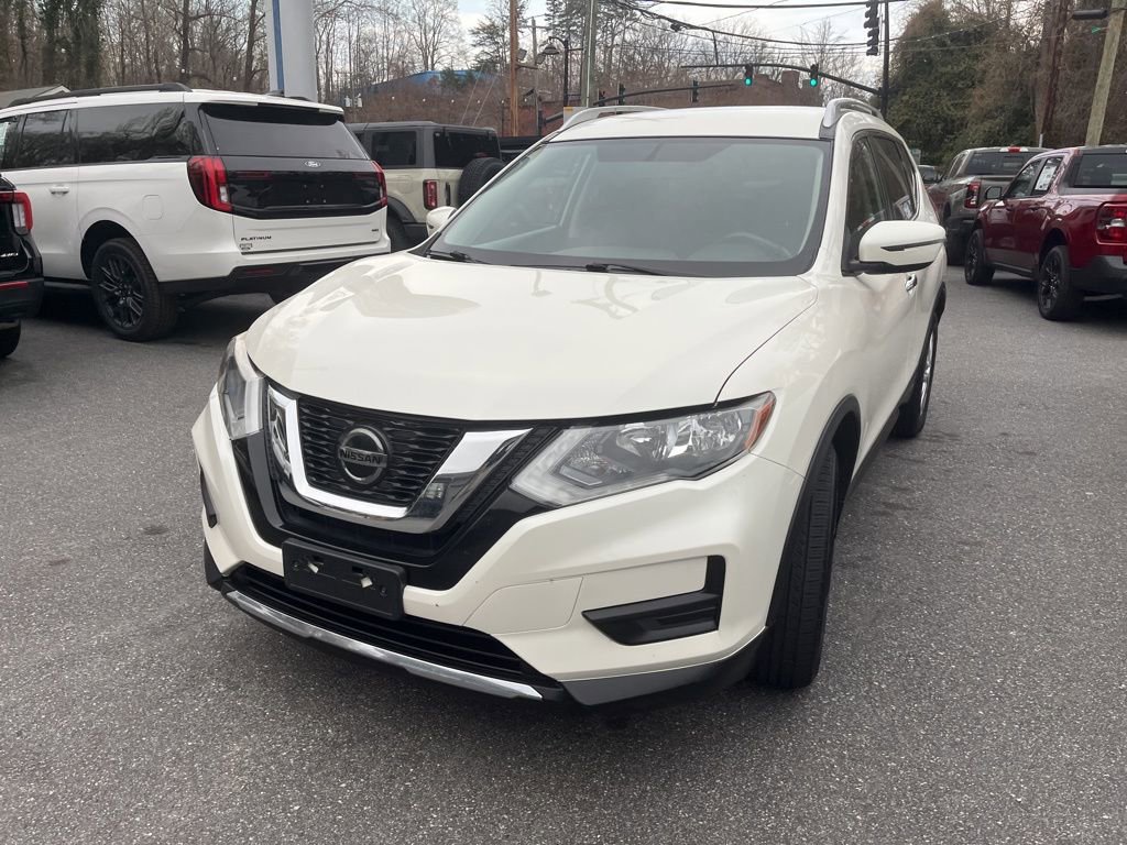 Used 2018 Nissan Rogue SV image 6
