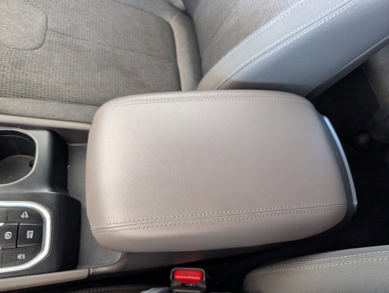 Used 2019 Hyundai Santa Fe SE AWD/4WD image 25