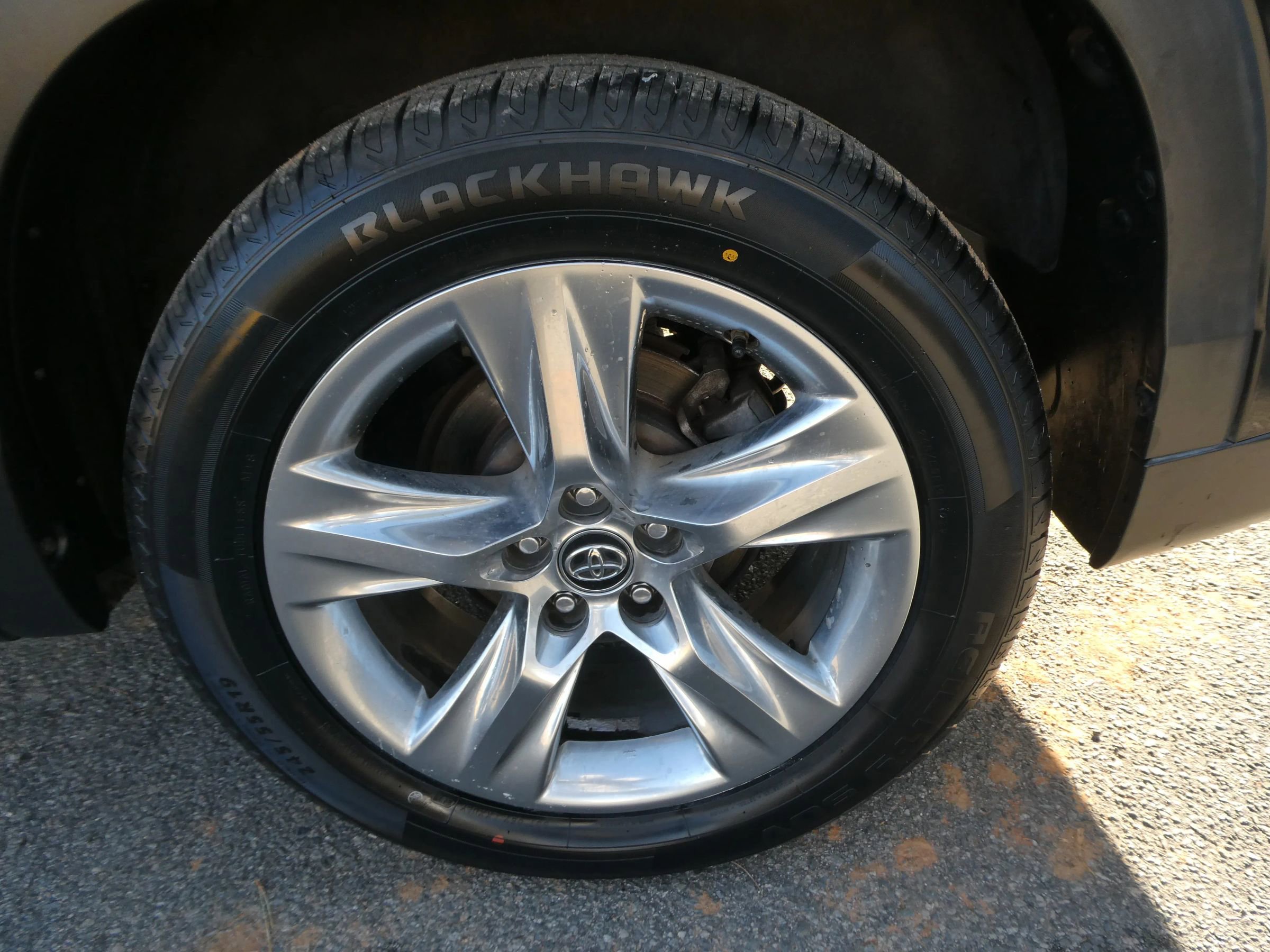 Used 2019 Toyota Highlander Limited image 39