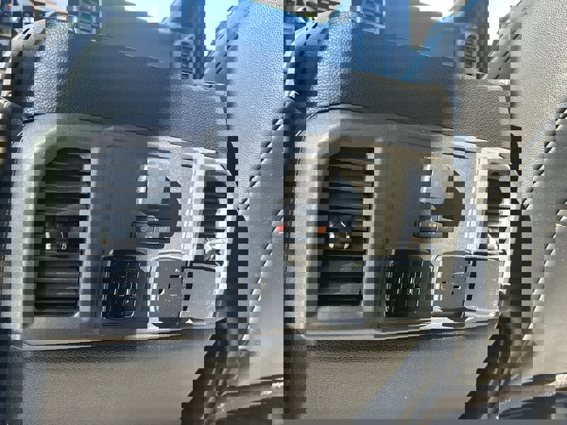 Used 2018 Ford F150 Raptor w/ Equipment Group 802A Luxury image 31