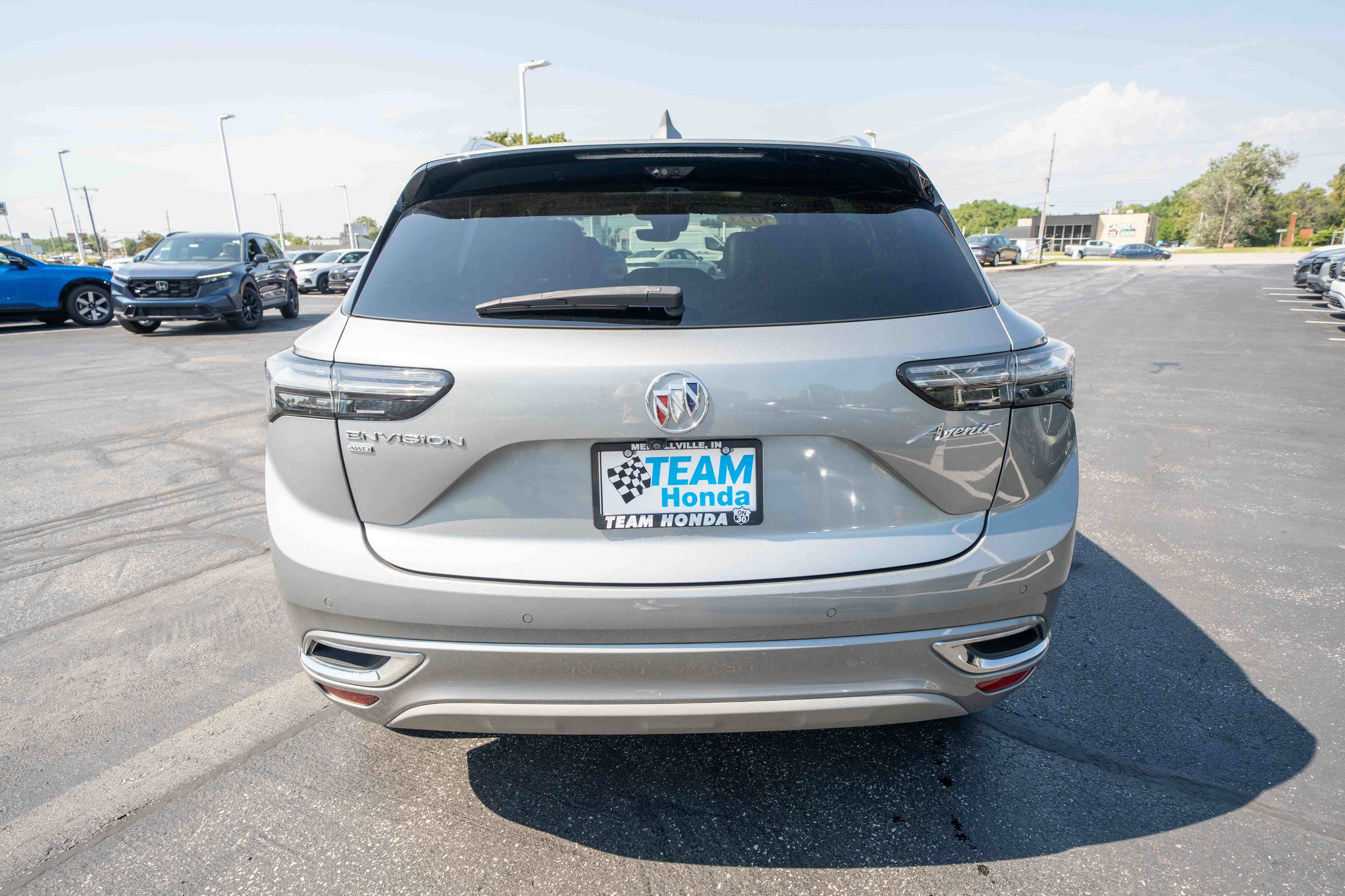 Used 2023 Buick Envision Avenir AWD/4WD image 5
