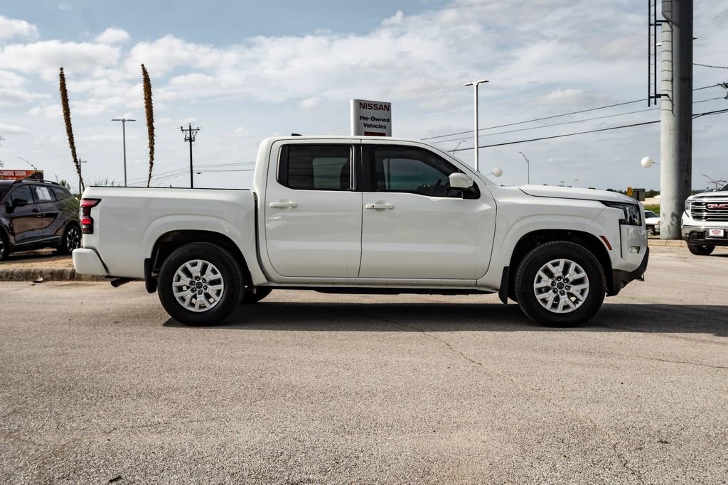 Used 2024 Nissan Frontier SV w/ SV Convenience Package RWD image 4