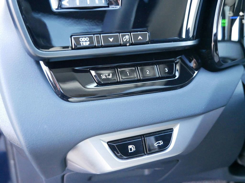 Certified 2025 Lexus RX 450h AWD w/ Convenience Package image 16