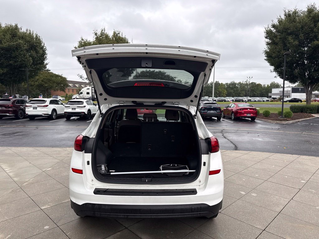 Used 2021 Hyundai Tucson SE w/ Cargo Package FWD image 9