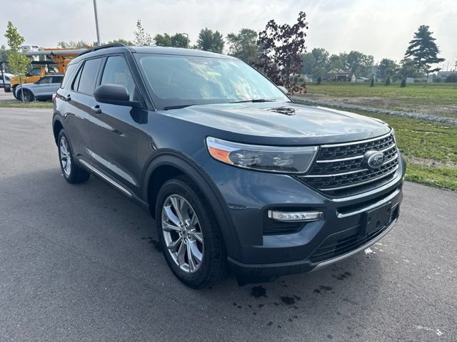 Certified 2023 Ford Explorer XLT w/ Equipment Group 202A AWD/4WD image 1