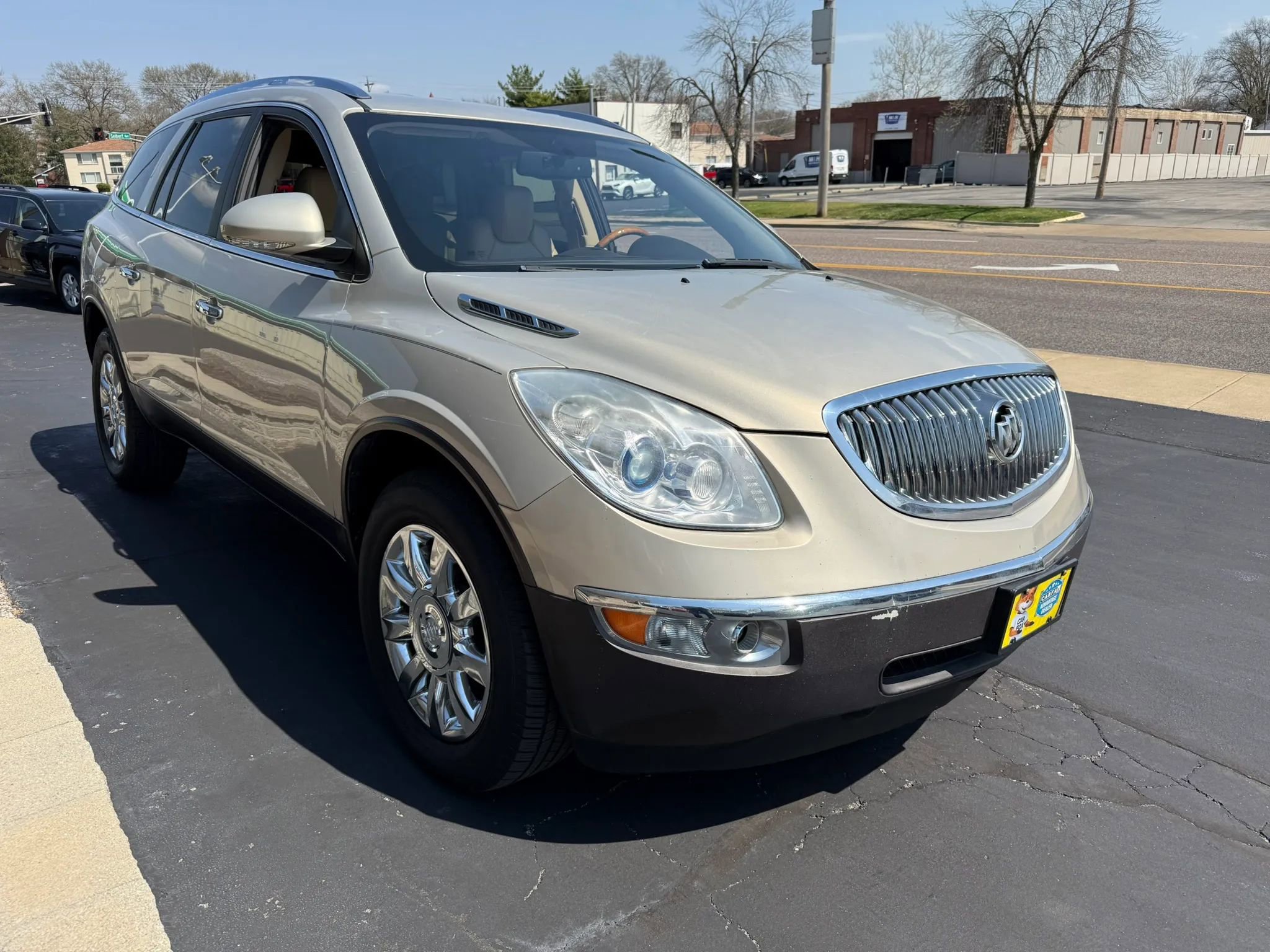 Used 2011 Buick Enclave CXL FWD image 5