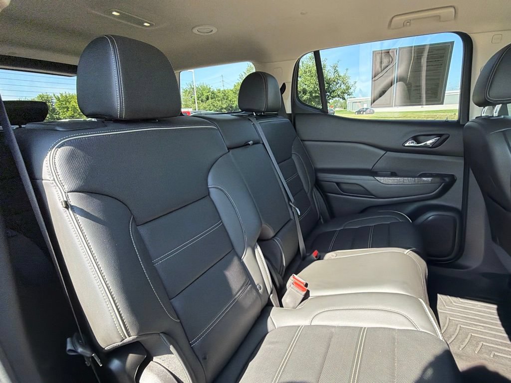 Used 2023 GMC Acadia Denali AWD/4WD image 36