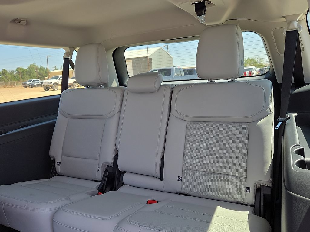 New 2027 Ford Expedition Max Platinum AWD/4WD image 16