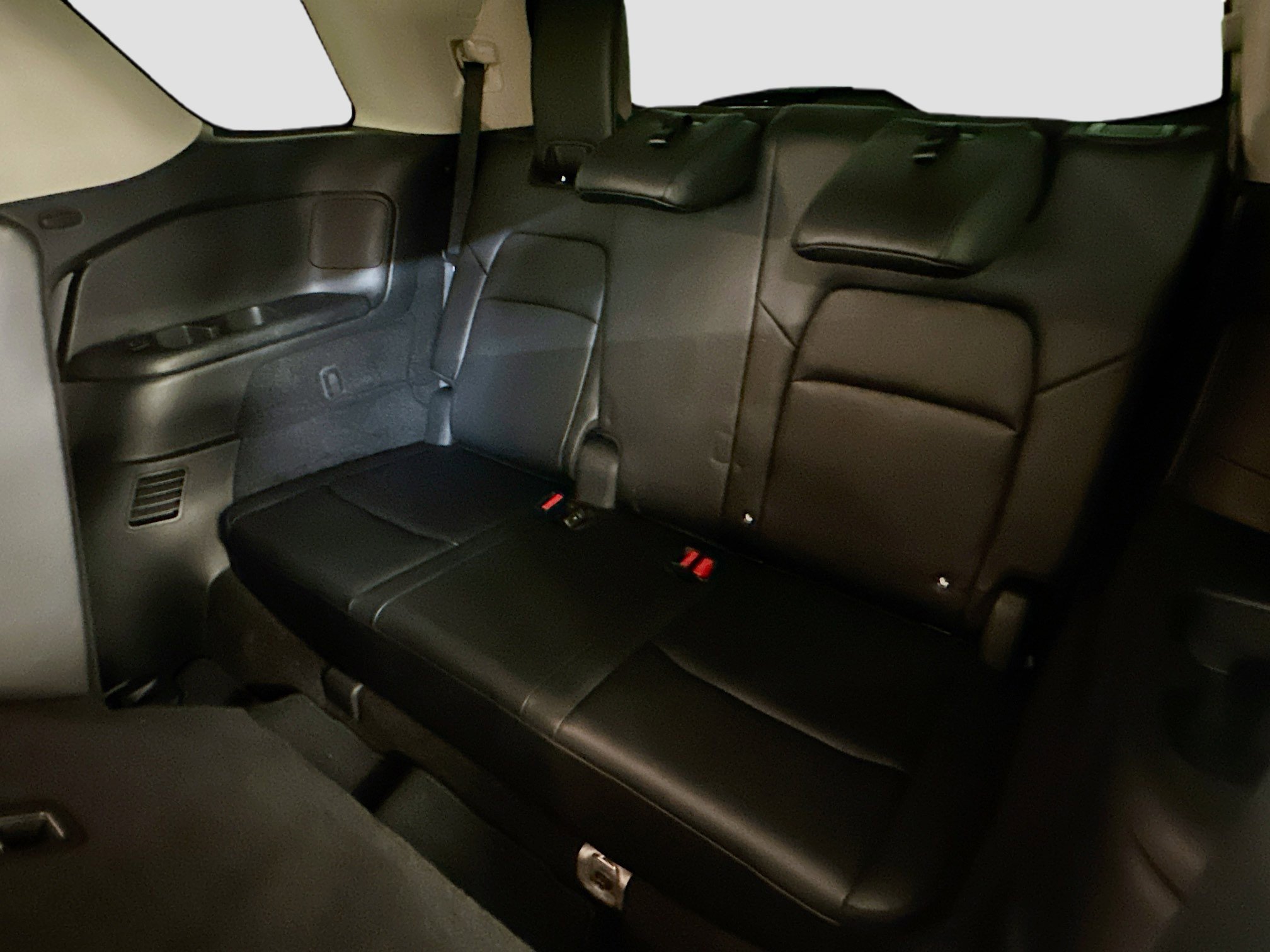 Used 2023 Nissan Pathfinder SL AWD/4WD image 29