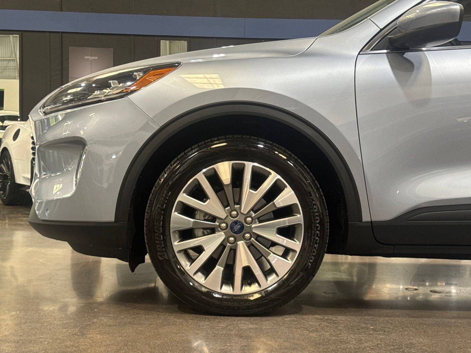 Used 2022 Ford Escape Titanium AWD/4WD image 10