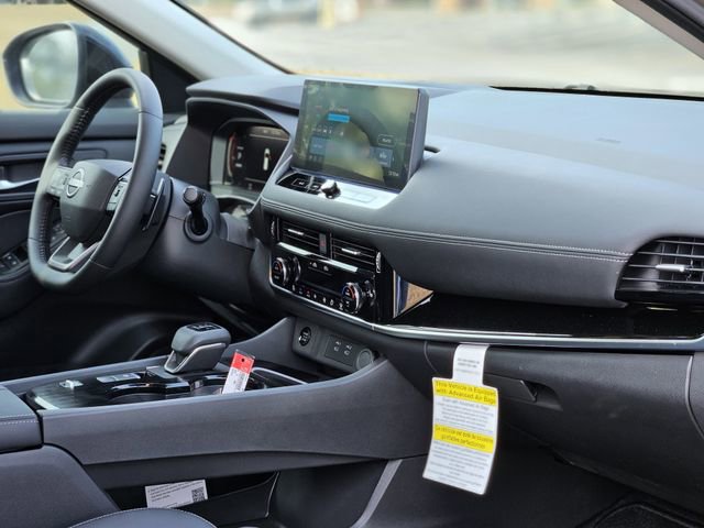 New 2025 Nissan Rogue SL w/ SL Premium Package image 12