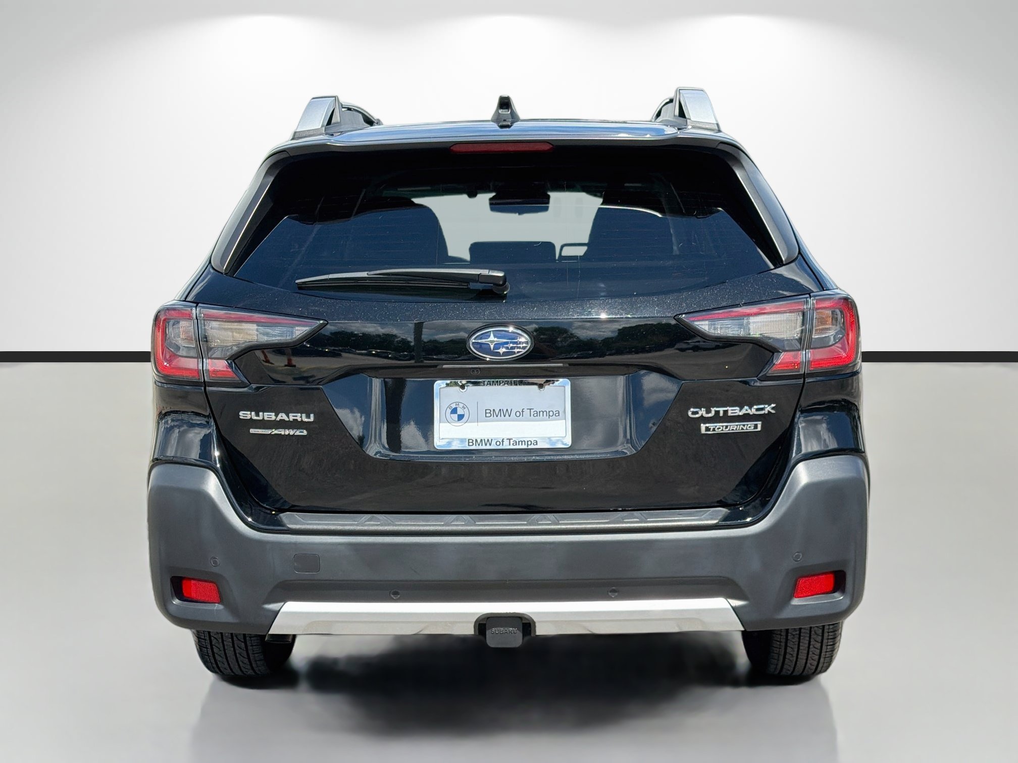 Used 2024 Subaru Outback Touring w/ Popular Package #2 AWD/4WD image 4
