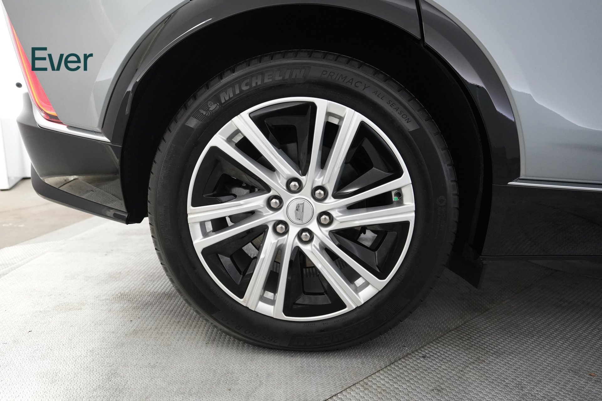 Used 2024 Cadillac Lyriq Tech RWD image 22