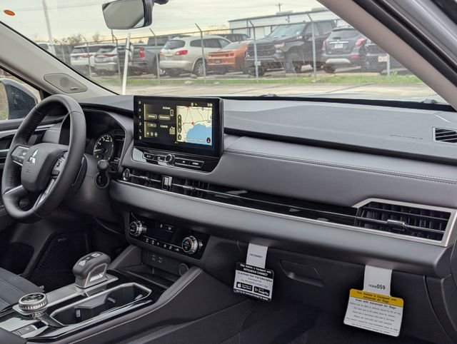 New 2026 Mitsubishi Outlander Trail Edition image 26