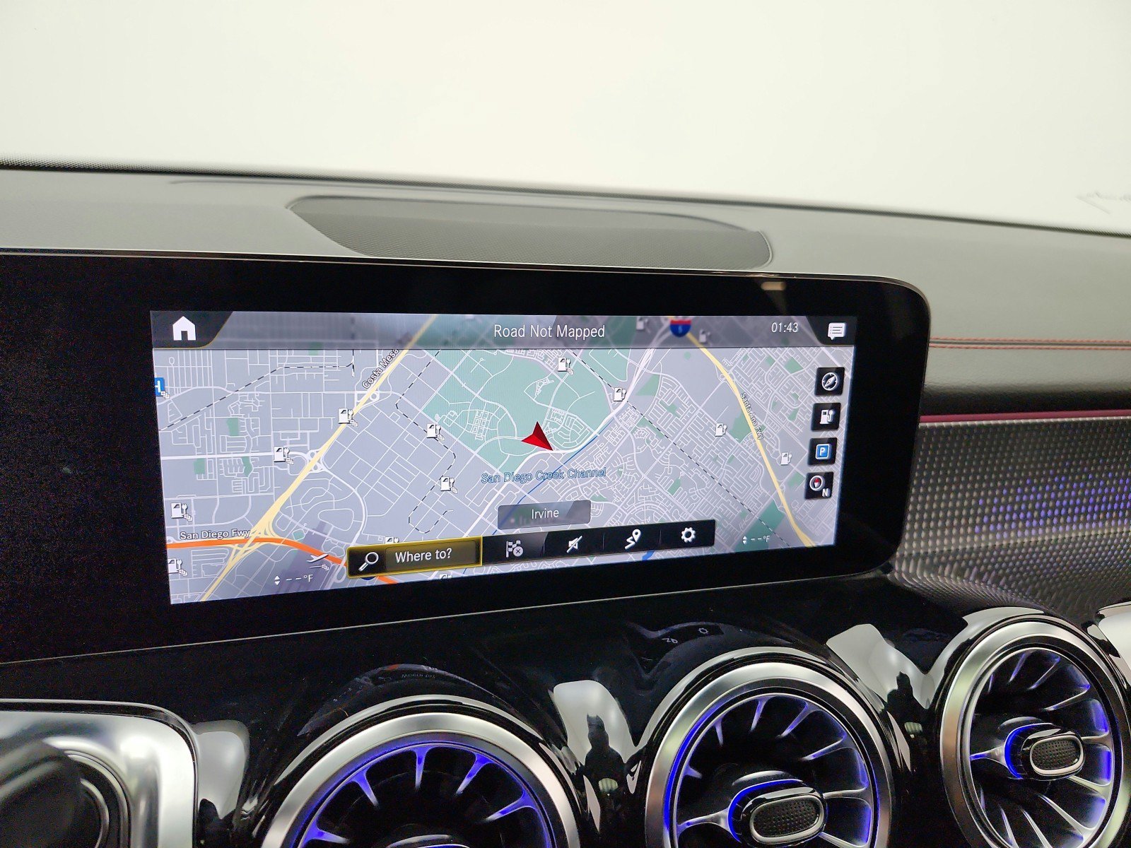 Used 2023 Mercedes-Benz EQB 350 4MATIC SUV image 17