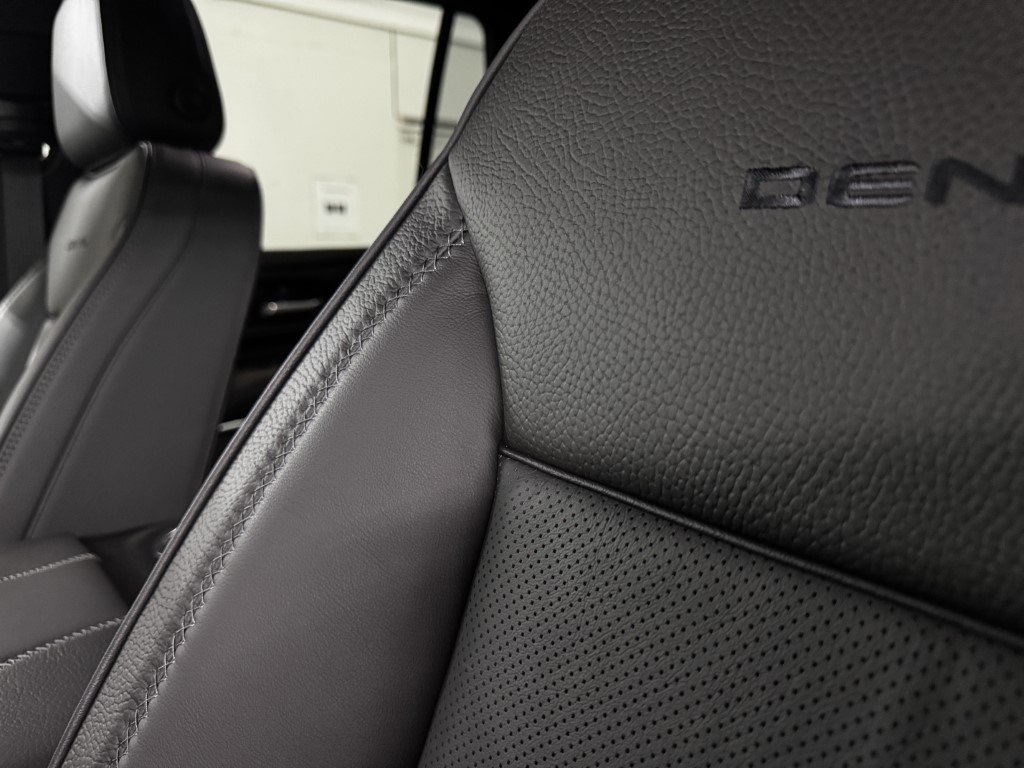 New 2026 GMC Yukon Denali w/ Sun & Power Step Package image 22