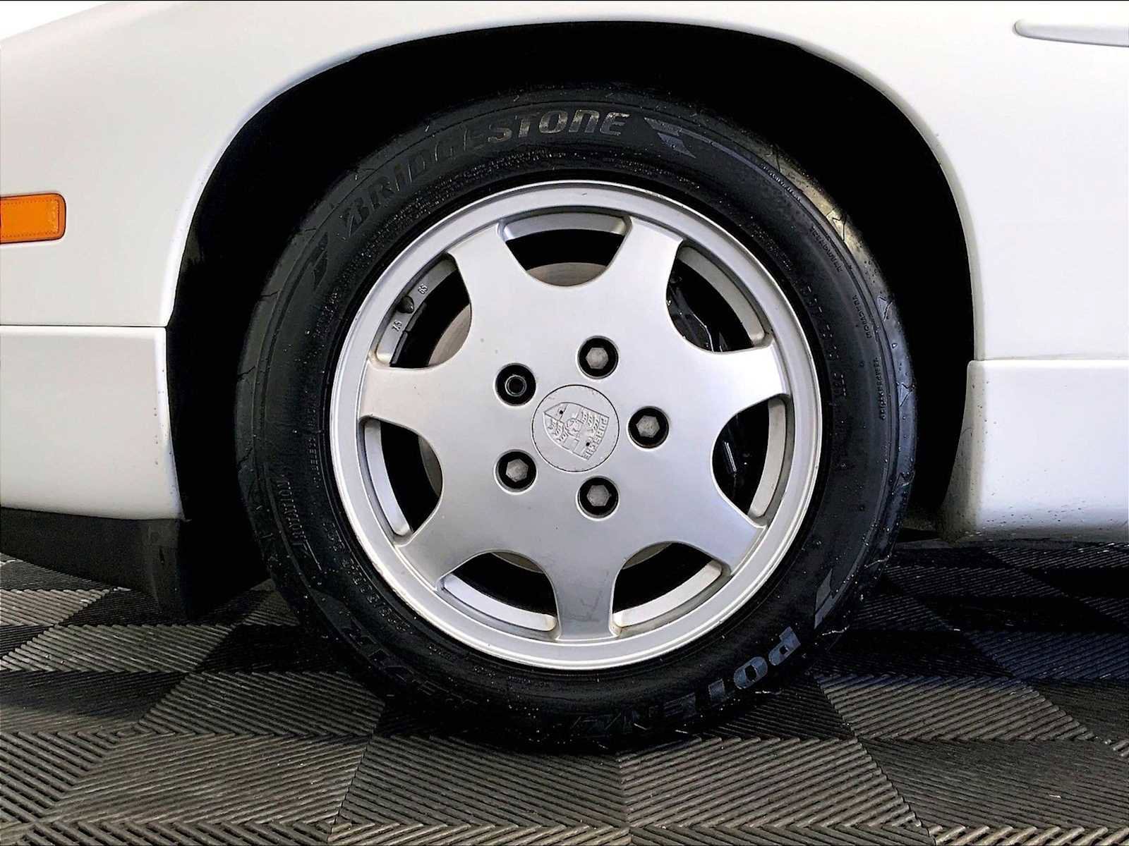 Used 1991 Porsche 928 S4 RWD image 11