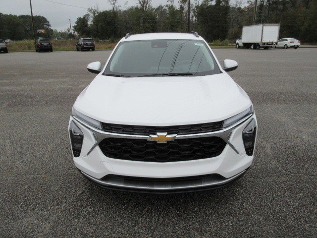 New 2026 Chevrolet Trax LT image 3
