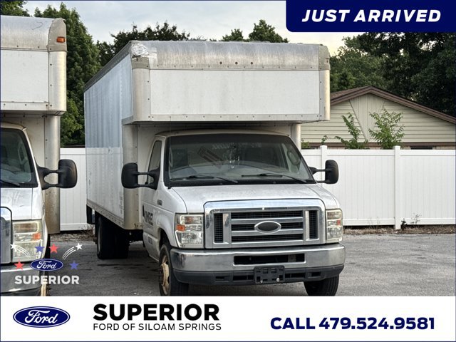 Used 2016 Ford E-450 and Econoline 450 Super Duty RWD image 1