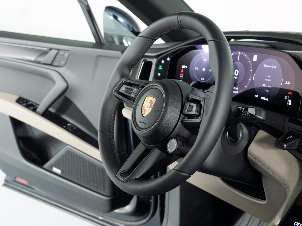 New 2026 Porsche Cayenne S AWD/4WD image 35