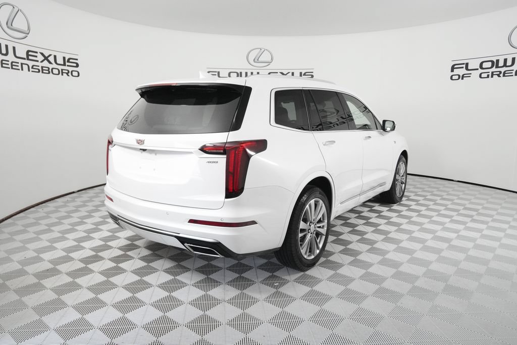 Used 2023 Cadillac XT6 Premium Luxury FWD image 7