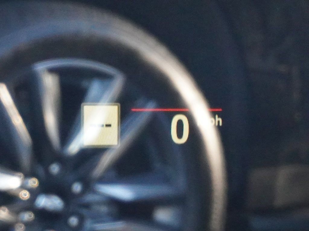 Used 2025 BMW M850i xDrive image 40