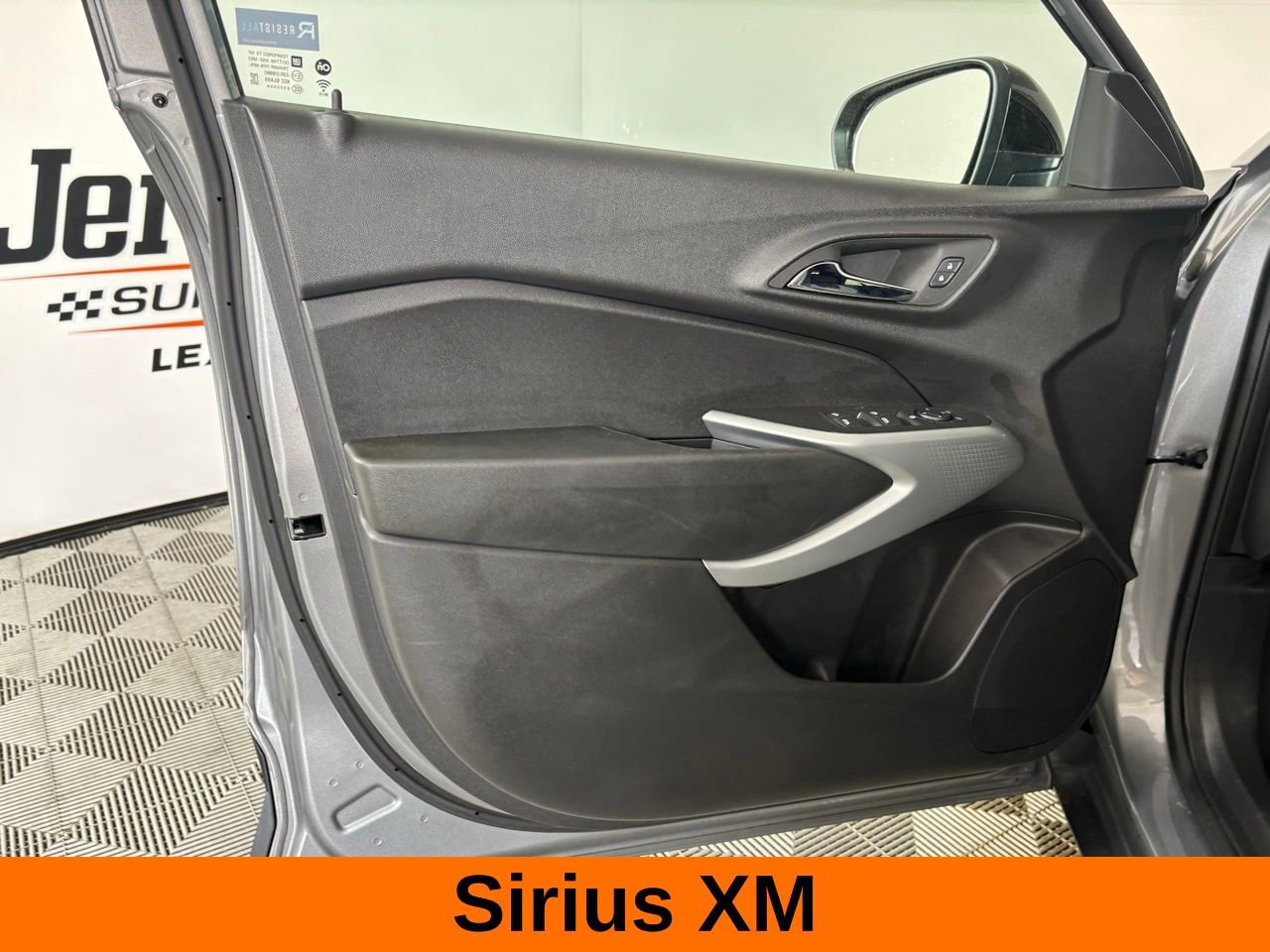 Used 2024 Chevrolet Trax RS image 8