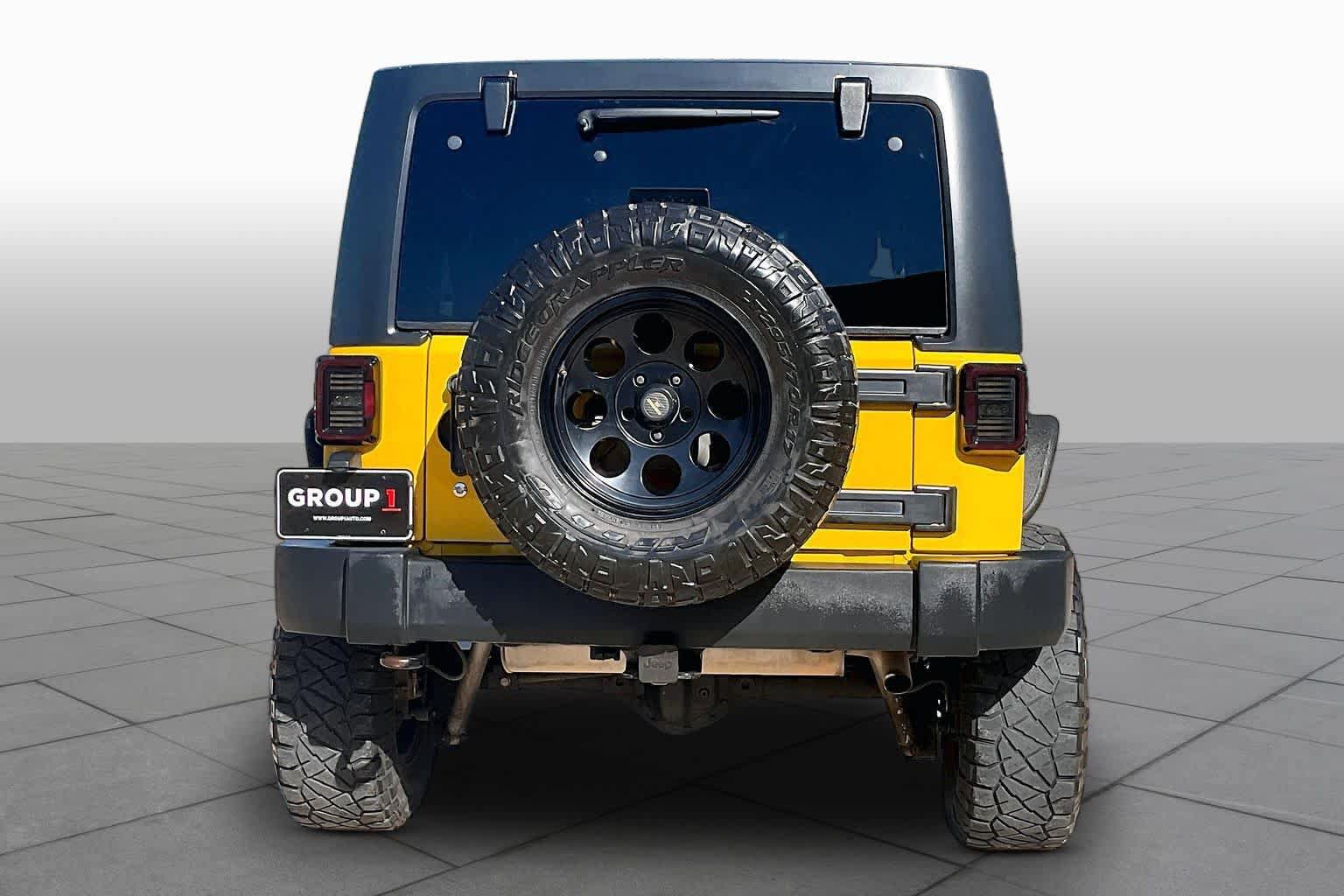 Used 2015 Jeep Wrangler Unlimited Sport w/ Quick Order Package 24S AWD/4WD image 5