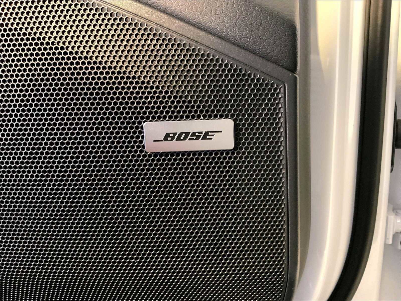 Certified 2025 Porsche Cayenne image 38