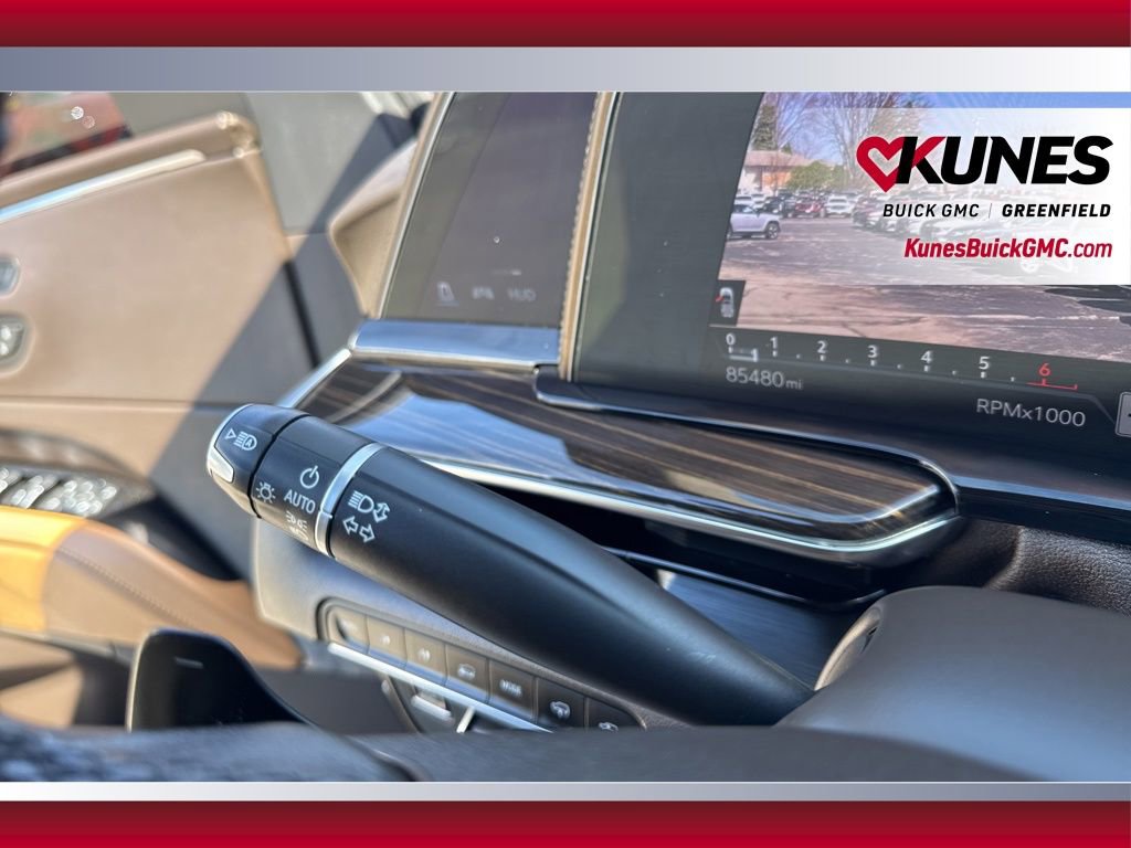 Used 2021 Cadillac Escalade Sport w/ Driver Assist Tech Package image 20