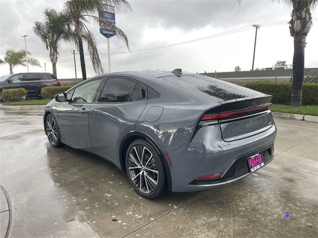 Used 2023 Toyota Prius XLE image 6