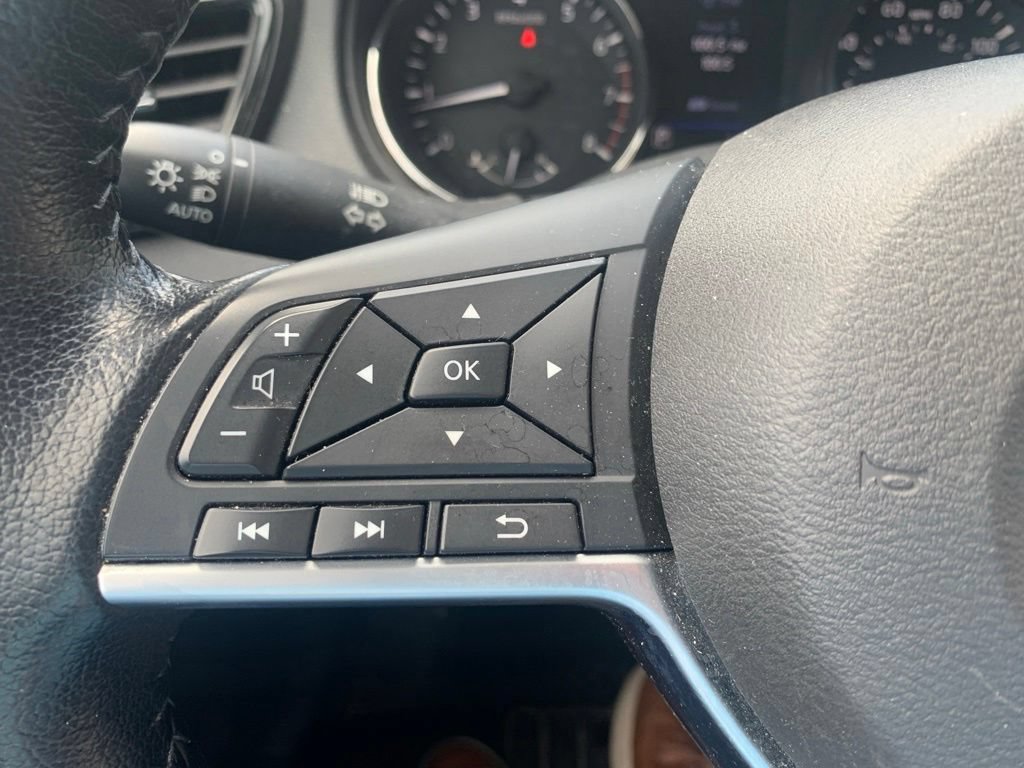 Used 2020 Nissan Rogue SV AWD/4WD image 20