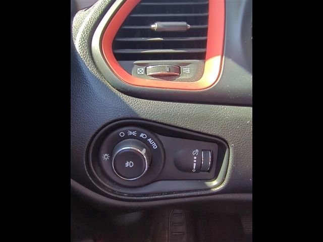 Used 2020 Jeep Renegade Sport image 15