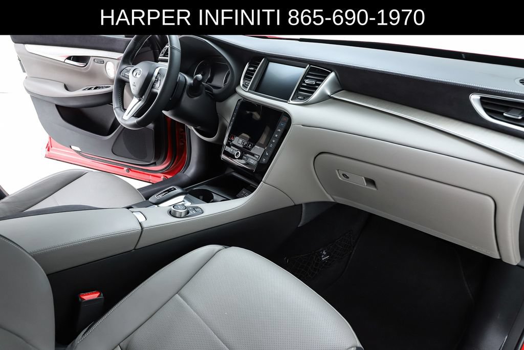 Used 2023 INFINITI QX50 Sensory w/ Accent Package FWD image 33