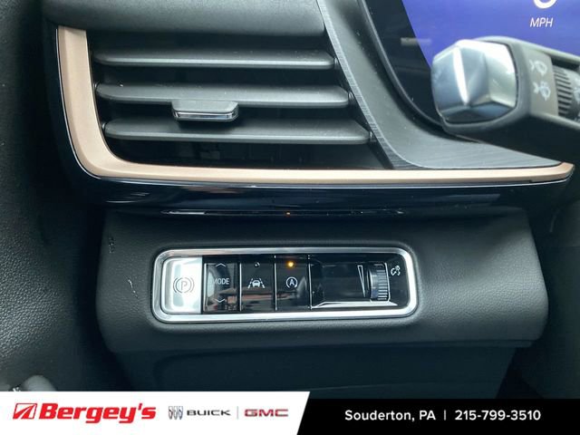 Certified 2025 Buick Envision Sport Touring image 21