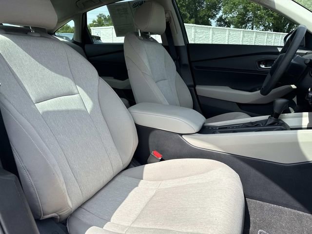 Certified 2025 Honda Accord SE image 8