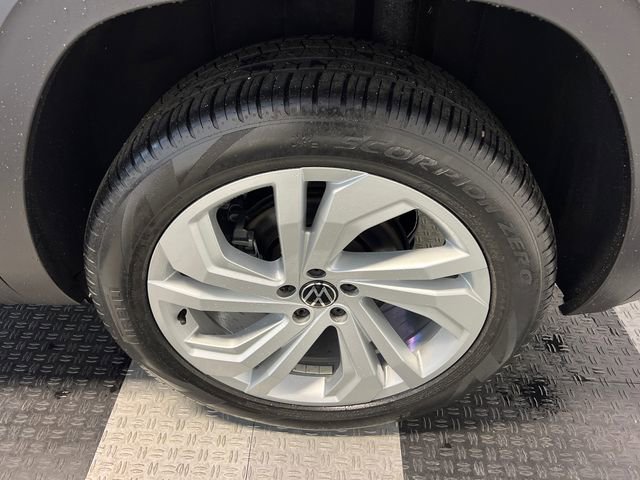 Used 2021 Volkswagen Atlas Cross Sport SEL FWD image 16