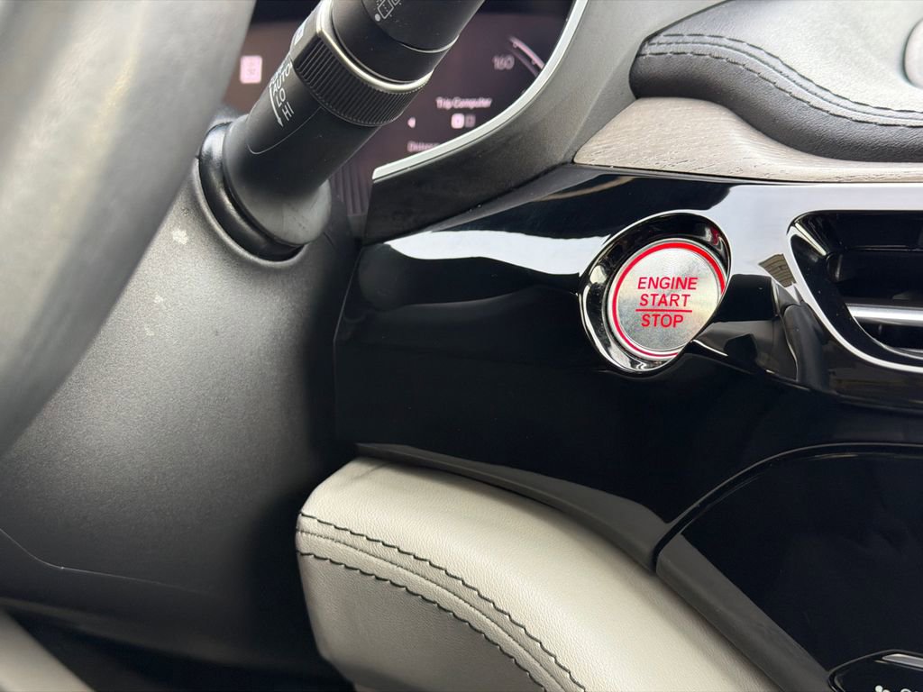 Used 2023 Acura MDX SH-AWD w/ Advance Package image 31