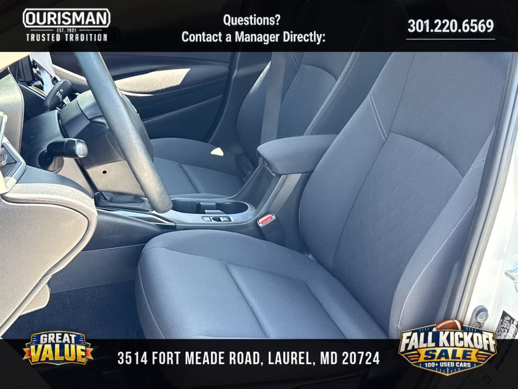 Used 2024 Toyota Corolla LE FWD image 19