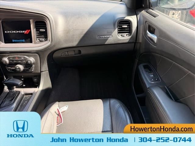 Used 2020 Dodge Charger SXT w/ Plus Group image 7