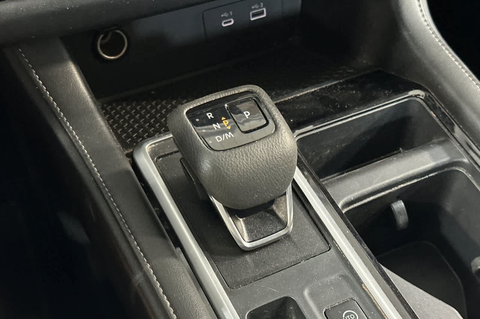 Used 2024 Nissan Pathfinder SV FWD image 24
