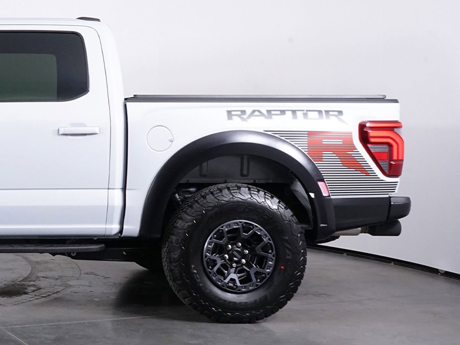 Used 2025 Ford F150 Raptor w/ Equipment Group 803A Raptor R image 13